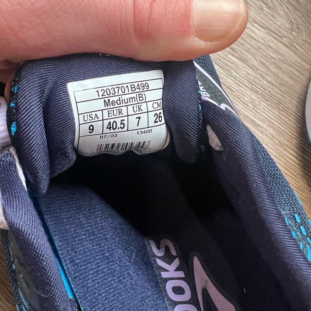Brooks Women's Navy and Teal Sneakers - Picture 4 of 4